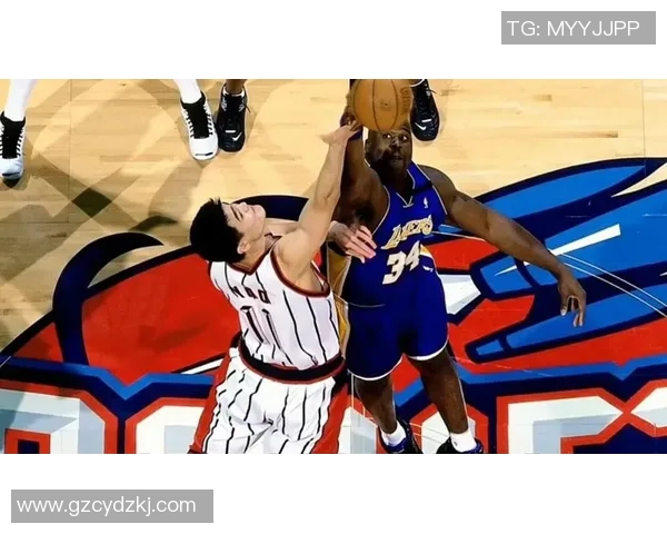 姚明与奥尼尔对决谁能胜出一场篮球巨星的巅峰对抗赛