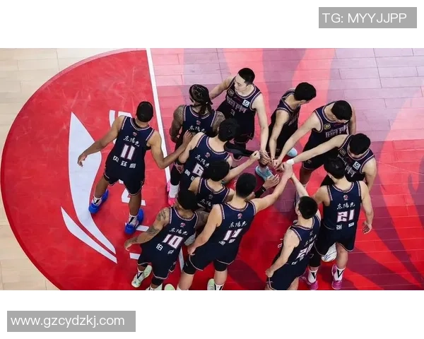 广东宏远与新疆篮球对决精彩回顾及最终比分分析